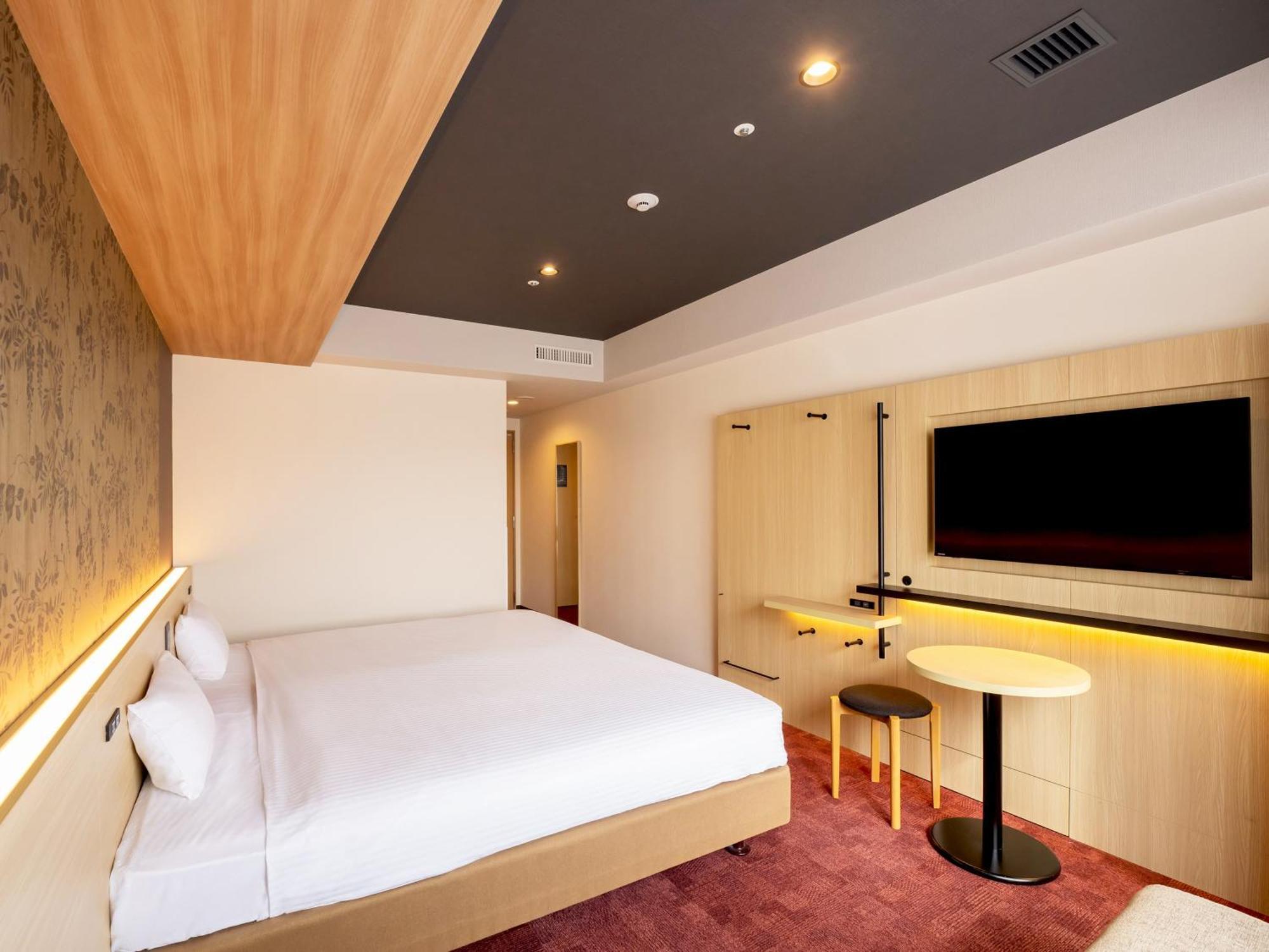 Chisun Premium Kyoto Kujo Hotell Exteriör bild